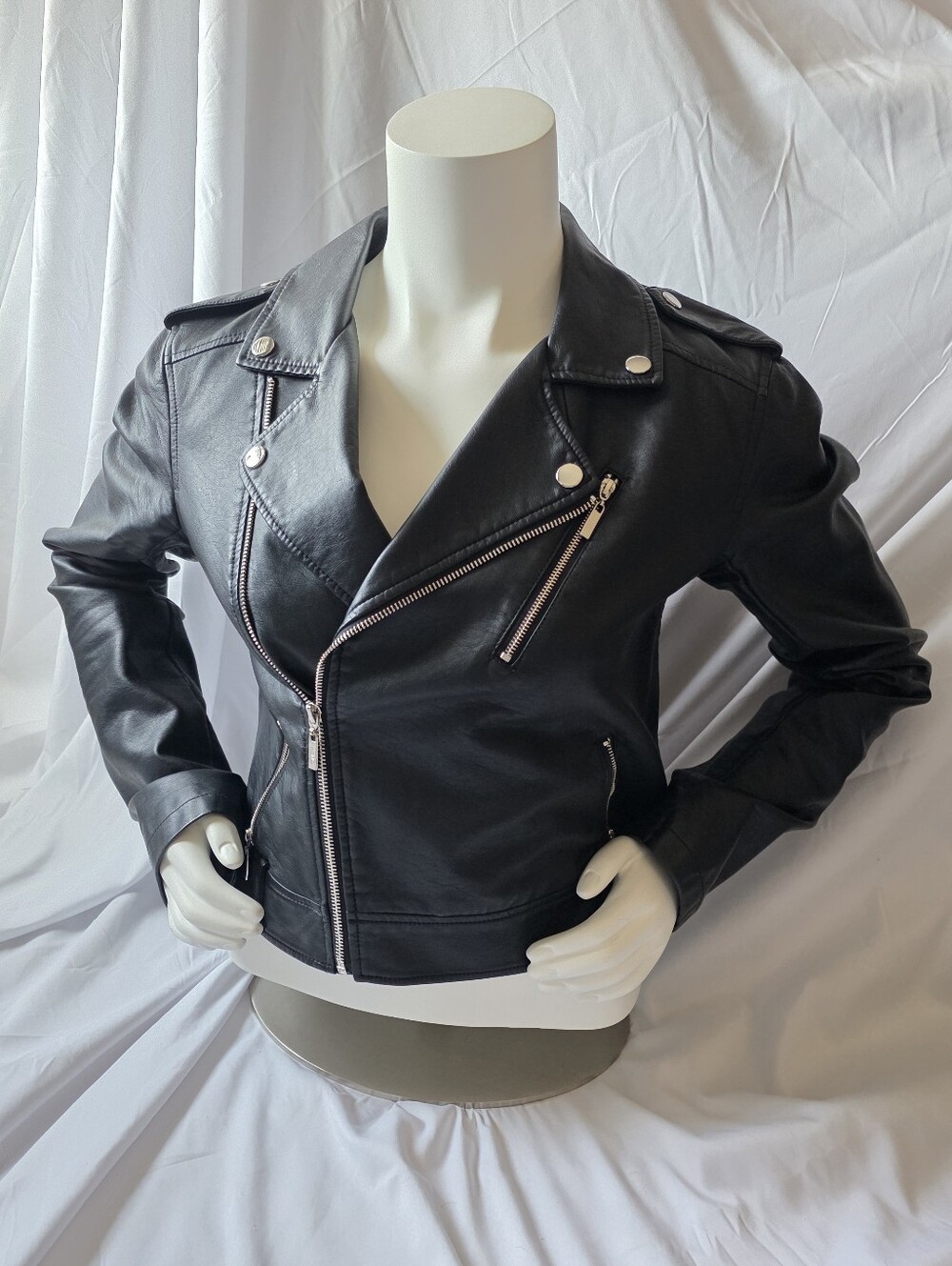 EUC Guess Moto Faux Leather Jacket - Black Size M